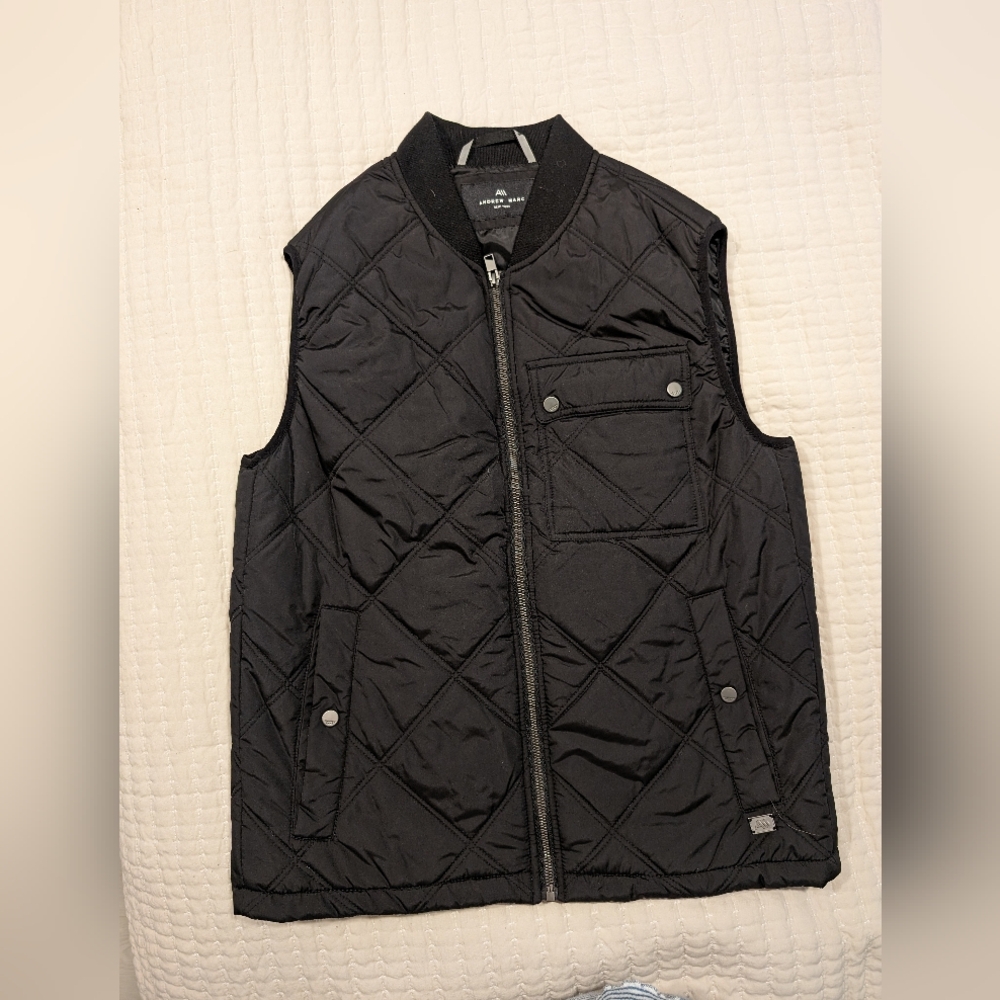 Andrew Marc Men's Quilted Vest (never worn)